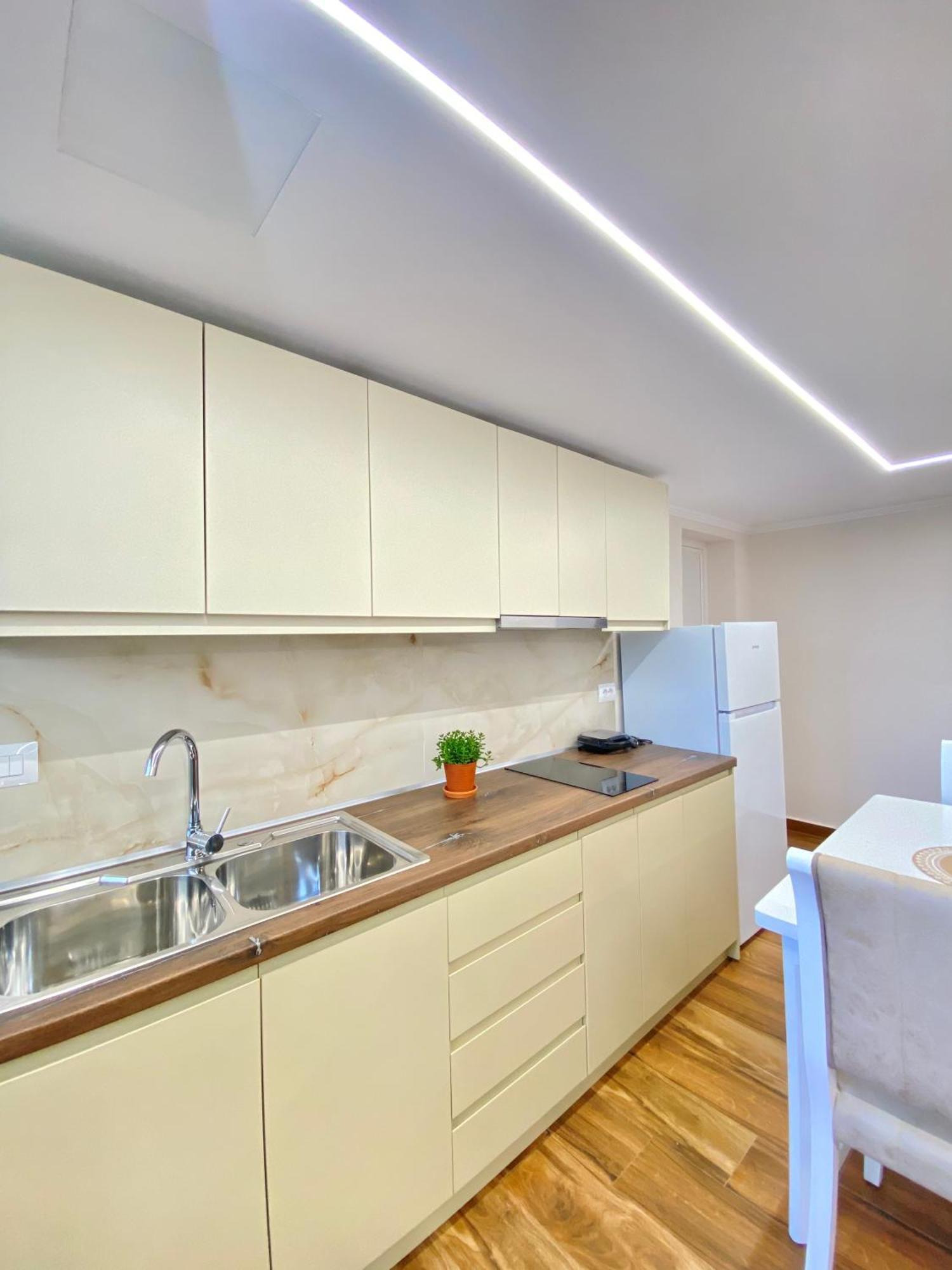 Flors Apartments Durrës Kültér fotó